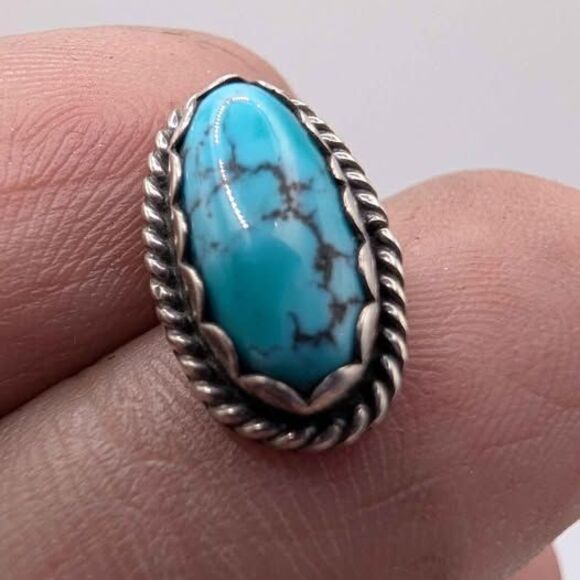 Vintage D Ashley Navajo Navajo Turquoise Sterling Silver Studs - Picture 4 of 6